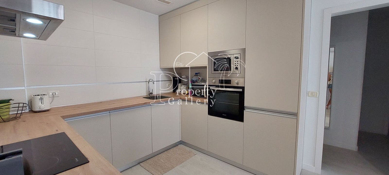 2 soveværelse Lejlighed til salg i Adeje med garage - € 265.000 (Ref: 9390082)