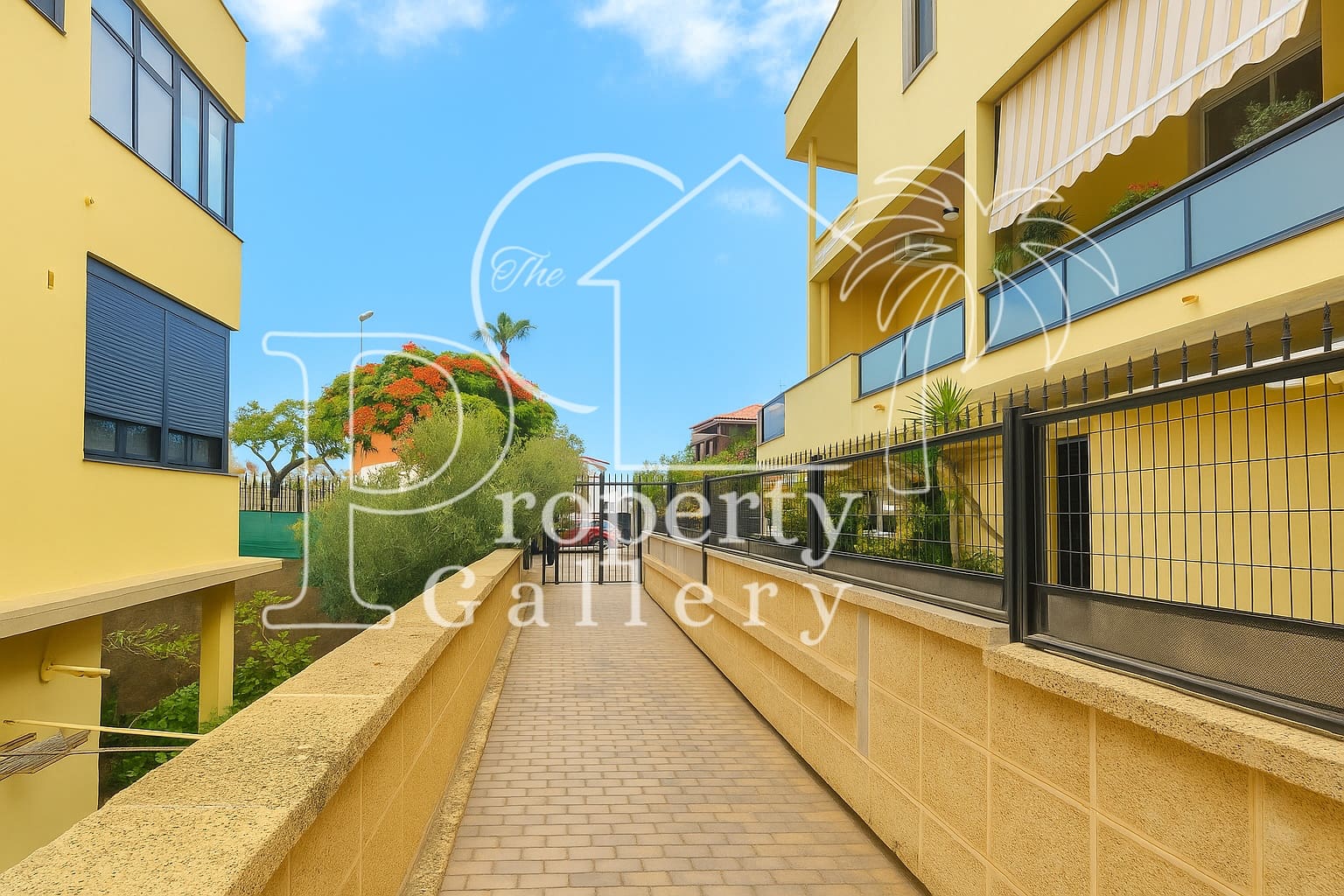 3 chambre Maison de Ville à vendre à Adeje avec garage - 475 000 € (Ref: 9390083)