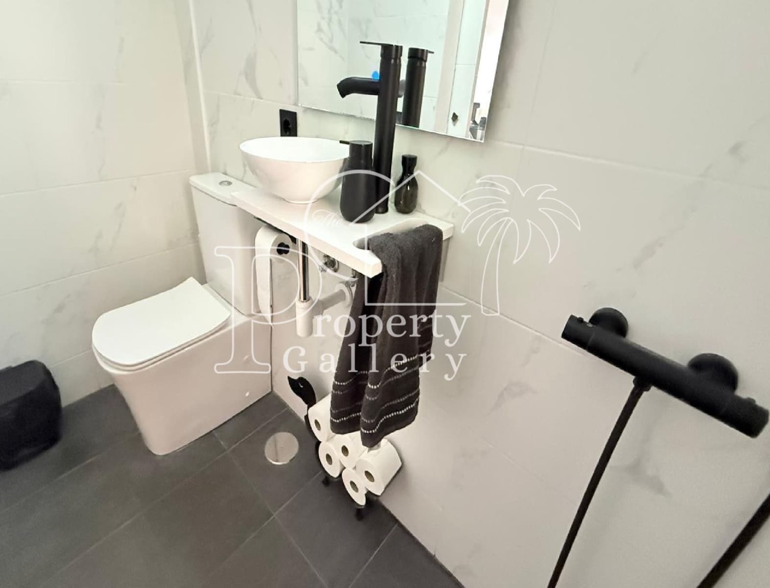 3 chambre Maison de Ville à vendre à Adeje avec garage - 475 000 € (Ref: 9390083)