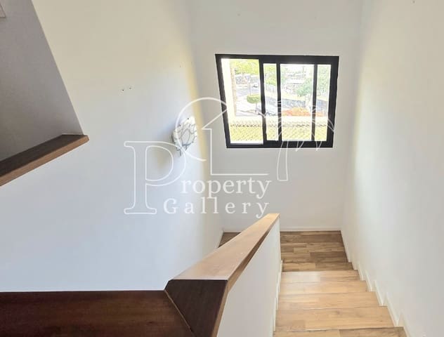 3 chambre Maison de Ville à vendre à Adeje avec garage - 475 000 € (Ref: 9390083)