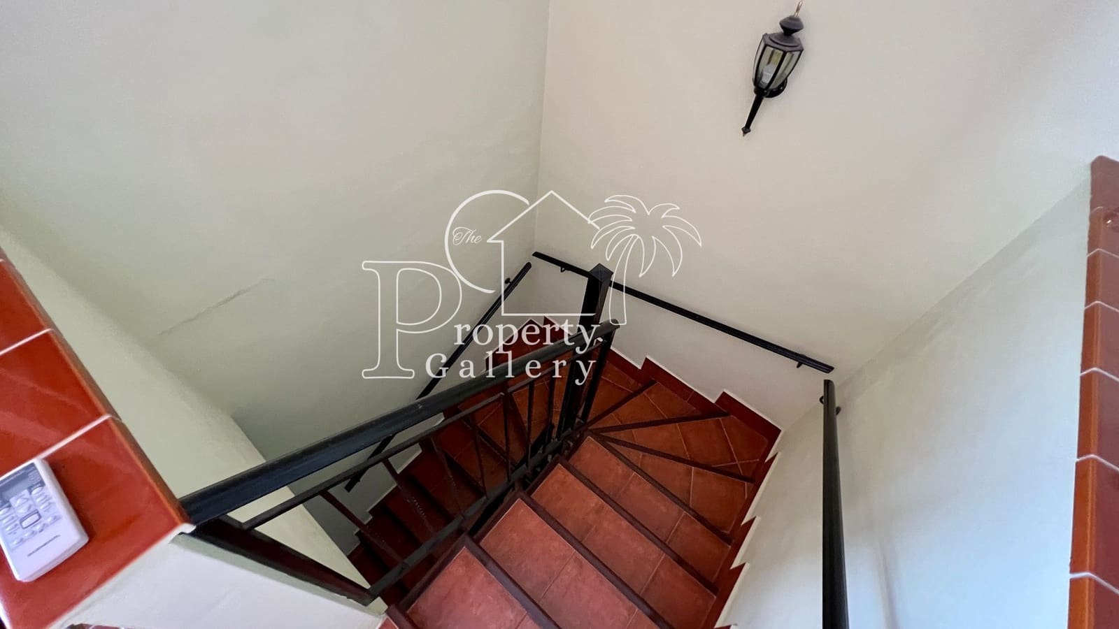 5 Zimmer Haus zu verkaufen in Adeje mit Pool Garage - 395.000 € (Ref: 9450105)