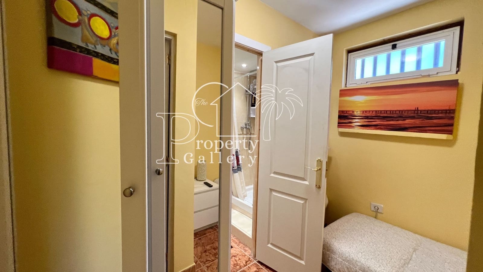 5 sypialnia Dom na sprzedaż w Adeje z basenem garażem - 395 000 € (Ref: 9450105)