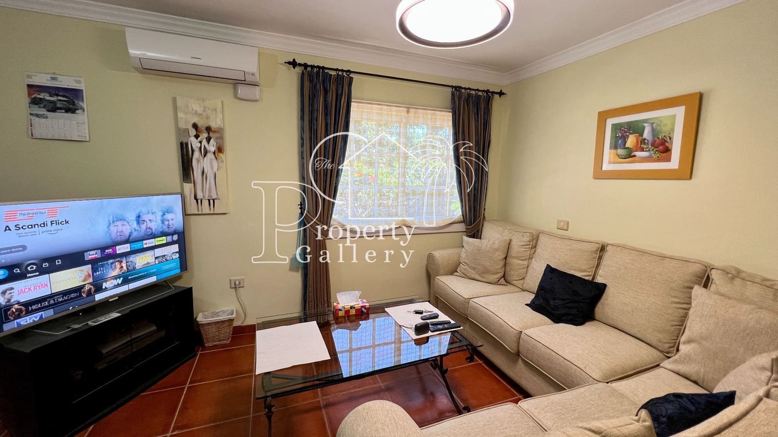 5 Zimmer Haus zu verkaufen in Adeje mit Pool Garage - 395.000 € (Ref: 9450105)