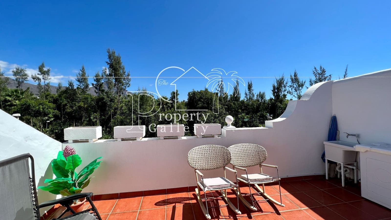 5 Zimmer Haus zu verkaufen in Adeje mit Pool Garage - 395.000 € (Ref: 9450105)