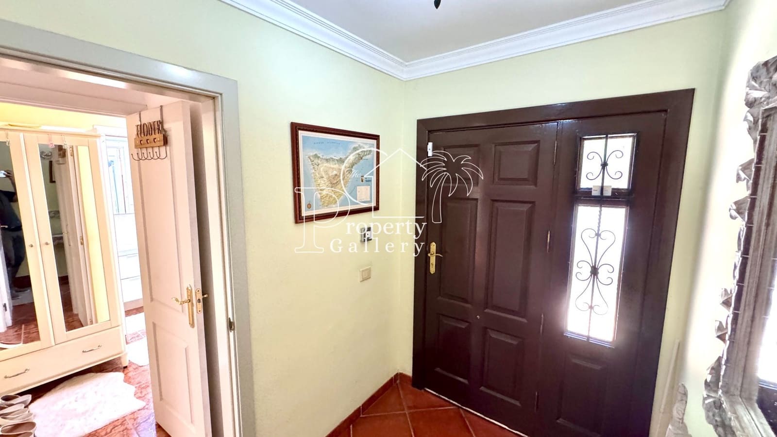 5 sypialnia Dom na sprzedaż w Adeje z basenem garażem - 395 000 € (Ref: 9450105)