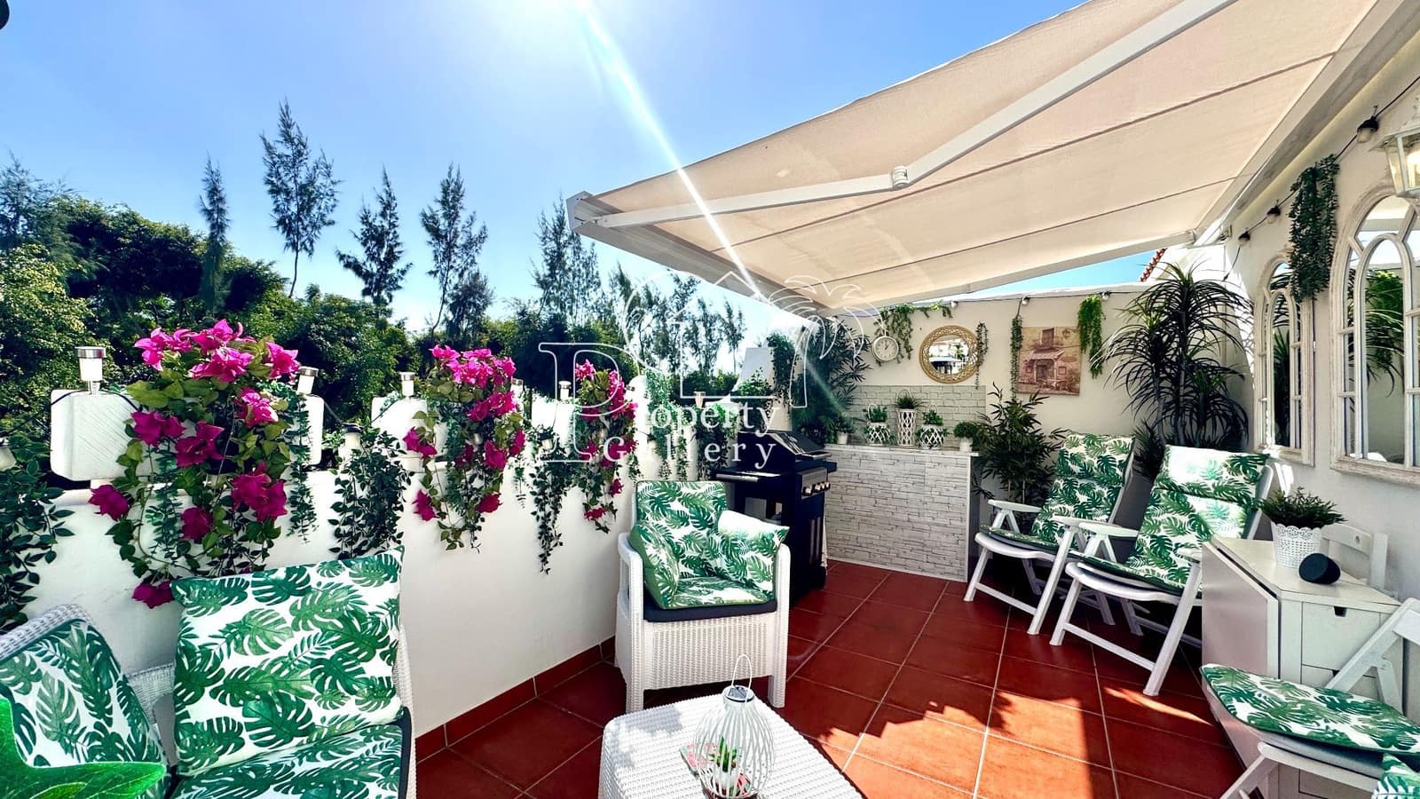 5 sypialnia Dom na sprzedaż w Adeje z basenem garażem - 395 000 € (Ref: 9450105)