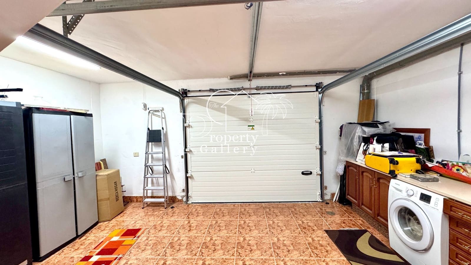 5 sypialnia Dom na sprzedaż w Adeje z basenem garażem - 395 000 € (Ref: 9450105)