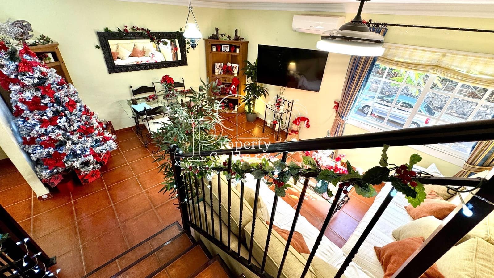 5 sypialnia Dom na sprzedaż w Adeje z basenem garażem - 395 000 € (Ref: 9450105)