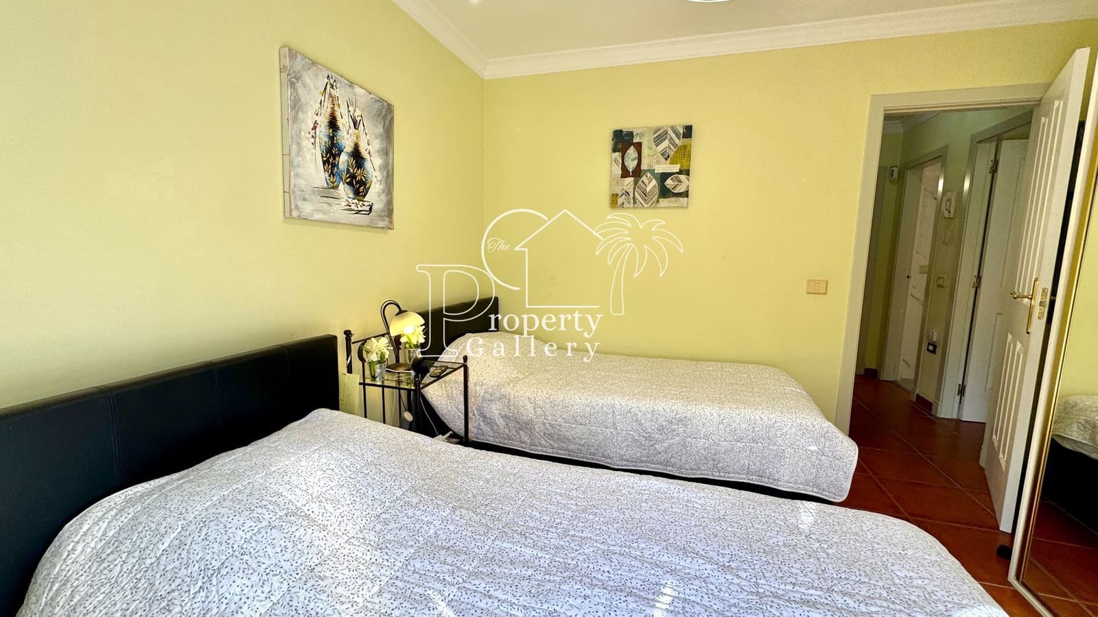 5 sypialnia Dom na sprzedaż w Adeje z basenem garażem - 395 000 € (Ref: 9450105)