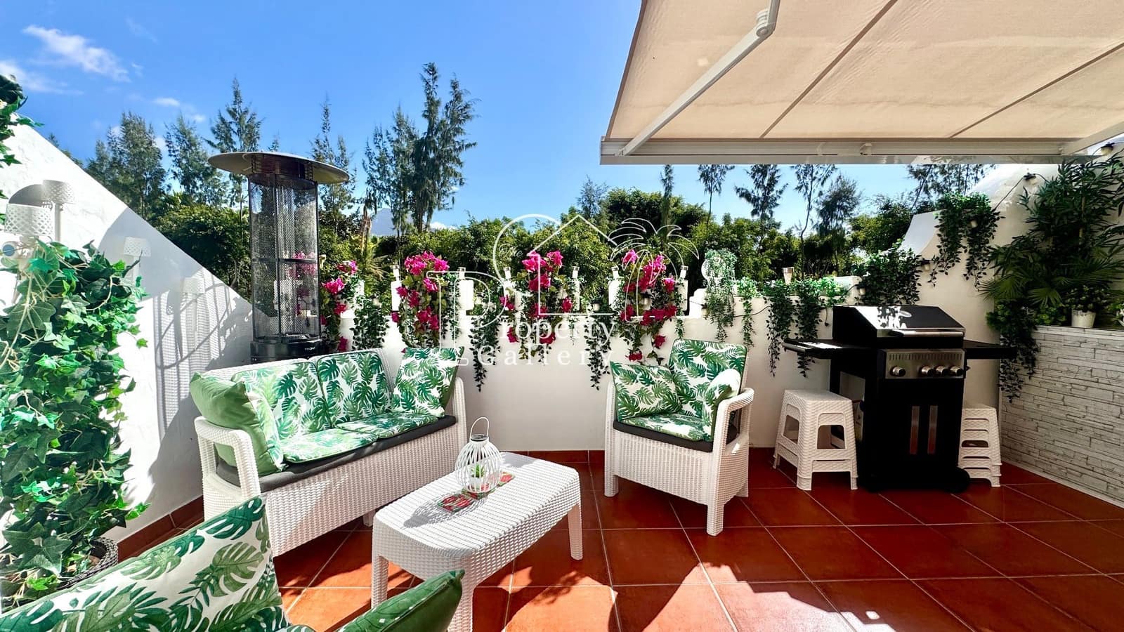 5 sypialnia Dom na sprzedaż w Adeje z basenem garażem - 395 000 € (Ref: 9450105)