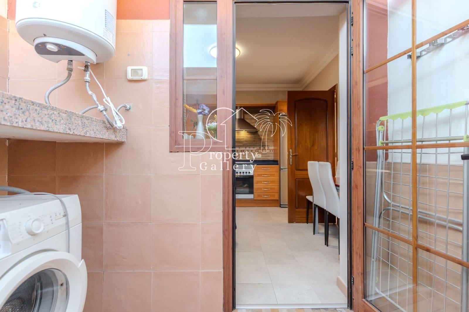 3 sypialnia Dom na sprzedaż w Playa del Duque z basenem garażem - 1 280 000 € (Ref: 9451767)