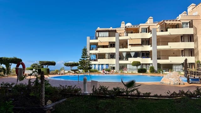 1 sypialnia Apartament na sprzedaż w Los Cristianos, Arona z basenem garażem - 470 000 € (Ref: 9508233)