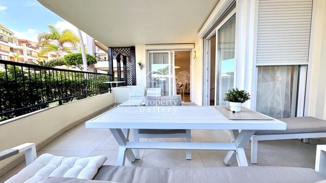 1 sypialnia Apartament na sprzedaż w Los Cristianos, Arona z basenem garażem - 470 000 € (Ref: 9508233)