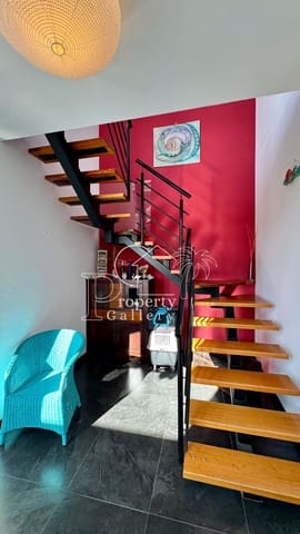 6 sypialnia Willa na sprzedaż w Granadilla de Abona z basenem garażem - 795 000 € (Ref: 9533139)