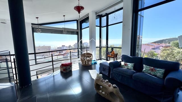 6 sypialnia Willa na sprzedaż w Granadilla de Abona z basenem garażem - 795 000 € (Ref: 9533139)