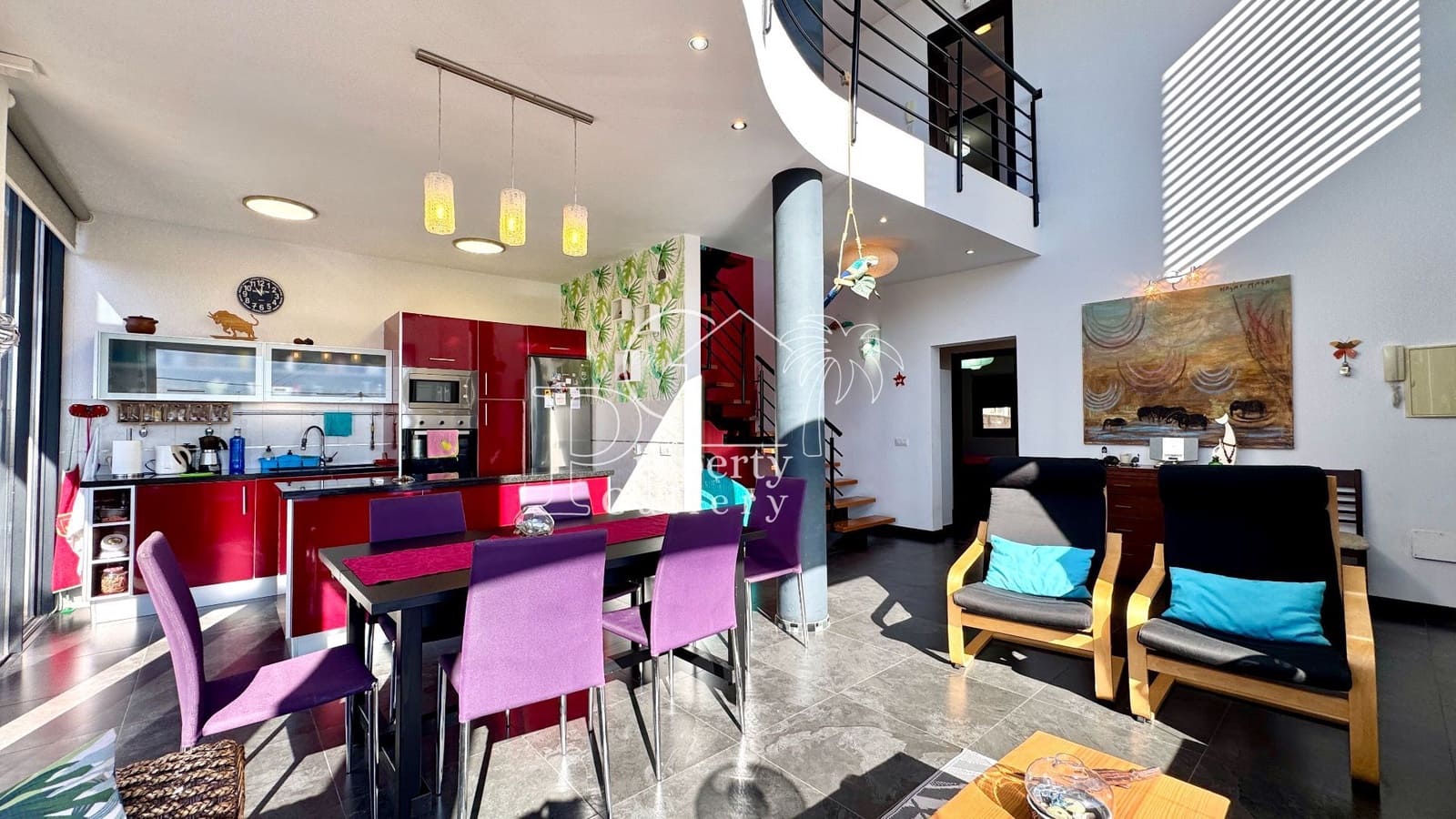 6 bedroom Villa for sale in Granadilla de Abona with pool garage - € 795,000 (Ref: 9533139)