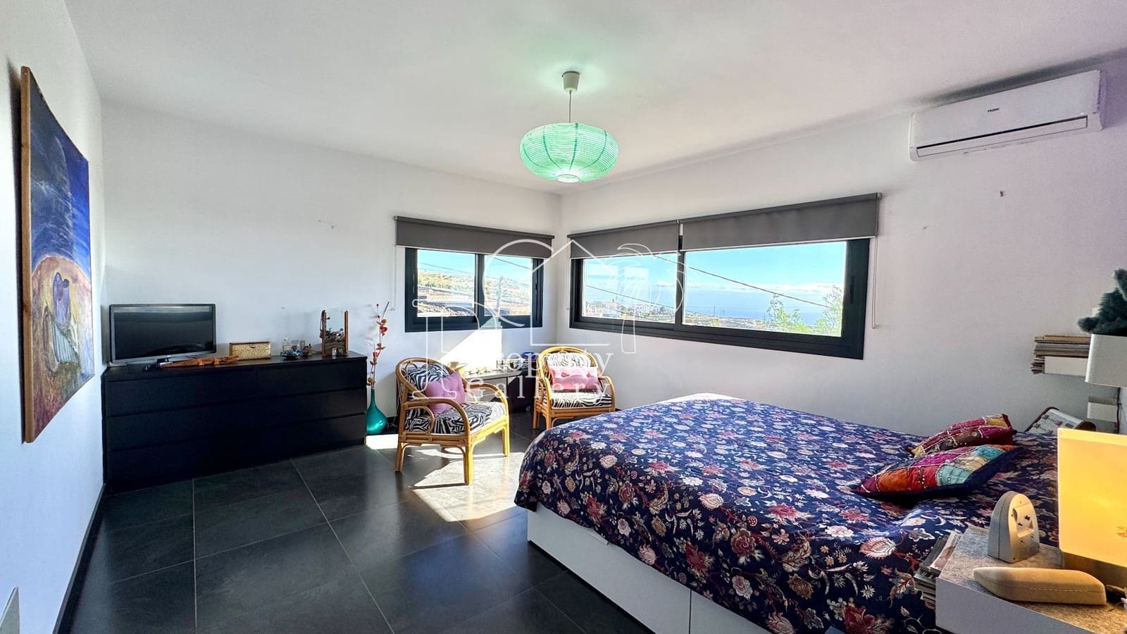 6 bedroom Villa for sale in Granadilla de Abona with pool garage - € 795,000 (Ref: 9533139)