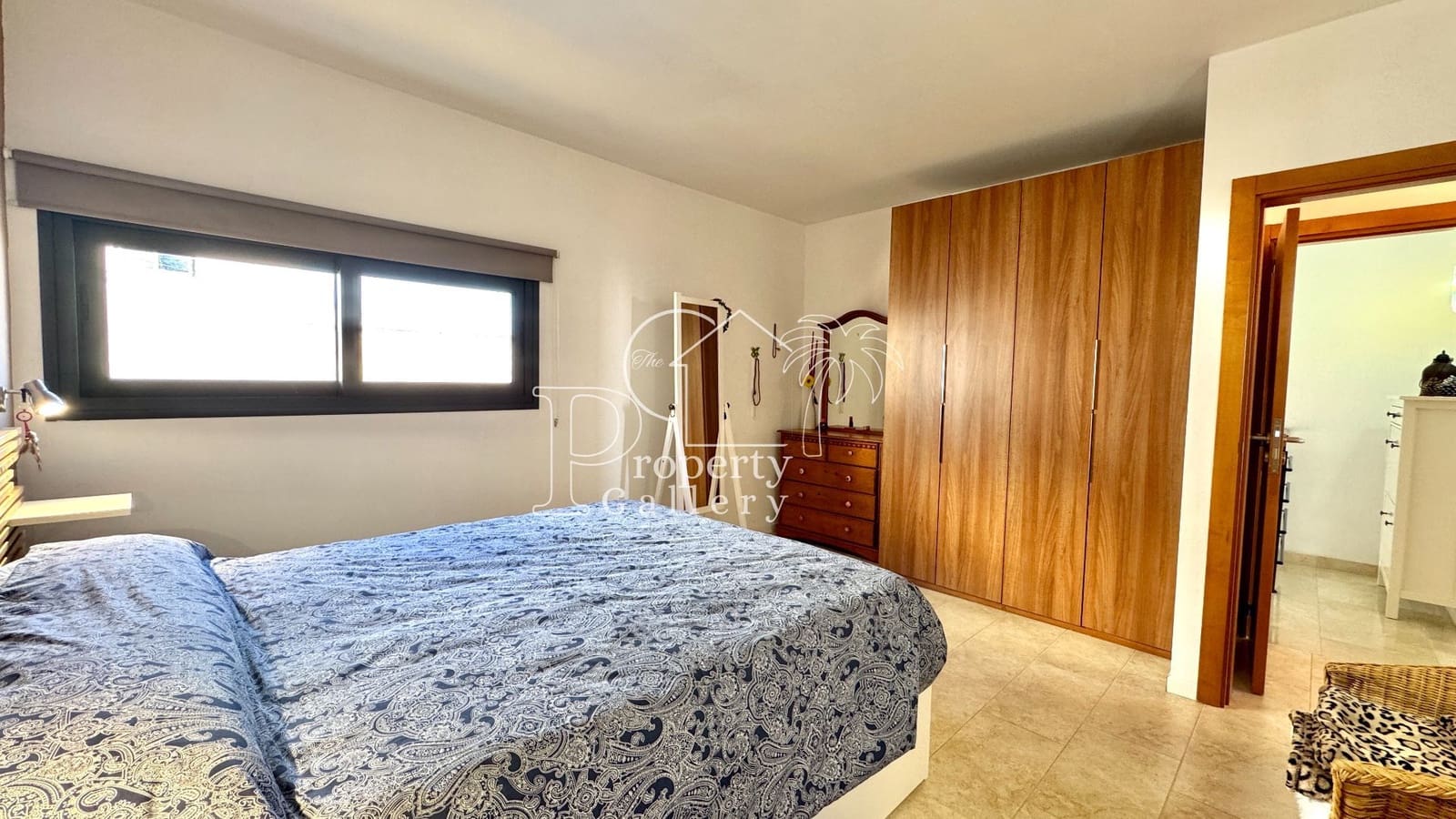 6 bedroom Villa for sale in Granadilla de Abona with pool garage - € 795,000 (Ref: 9533139)