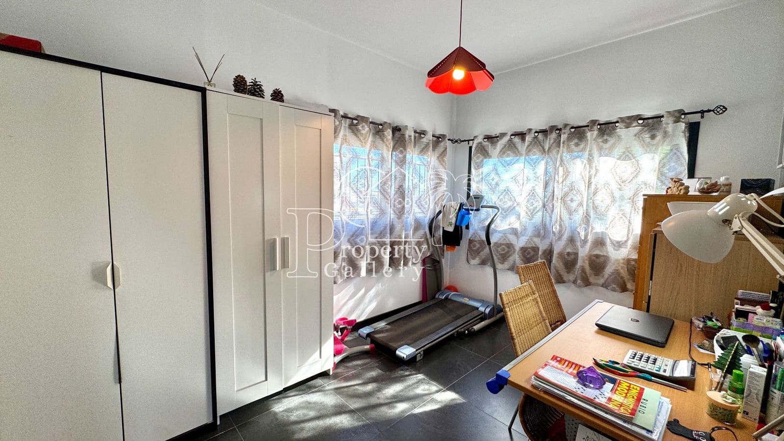 6 bedroom Villa for sale in Granadilla de Abona with pool garage - € 795,000 (Ref: 9533139)