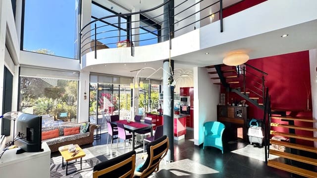 6 sypialnia Willa na sprzedaż w Granadilla de Abona z basenem garażem - 795 000 € (Ref: 9533139)