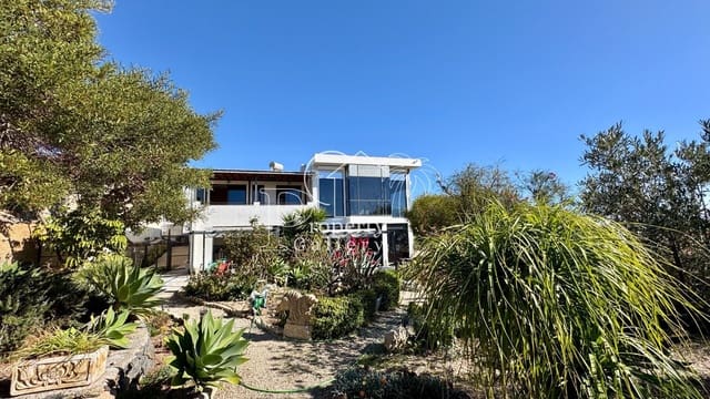 6 sypialnia Willa na sprzedaż w Granadilla de Abona z basenem garażem - 795 000 € (Ref: 9533139)