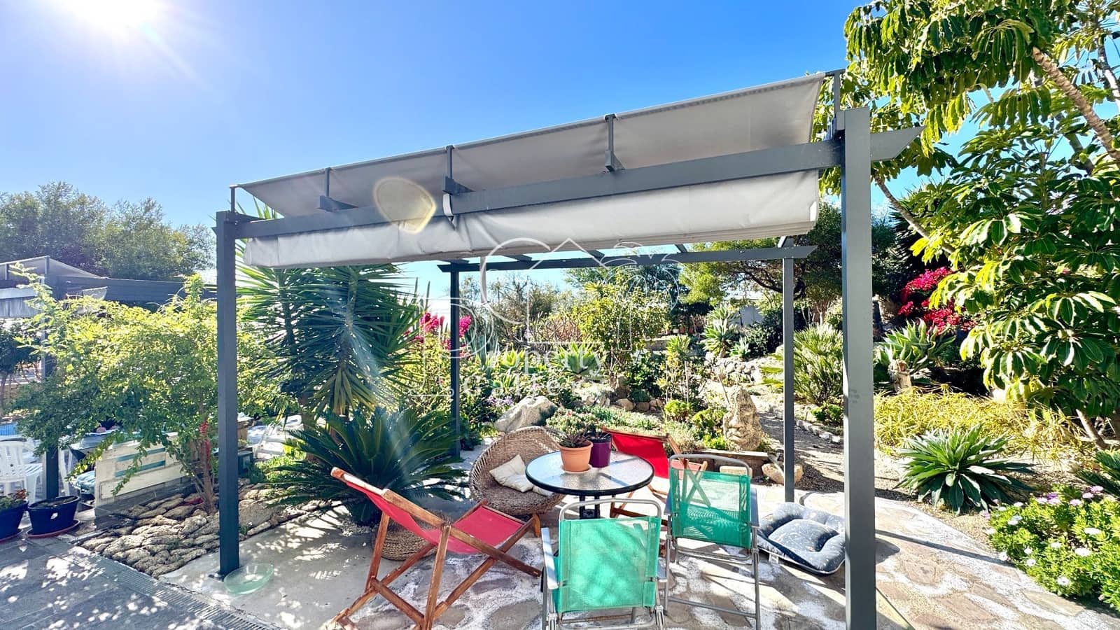 6 bedroom Villa for sale in Granadilla de Abona with pool garage - € 795,000 (Ref: 9533139)