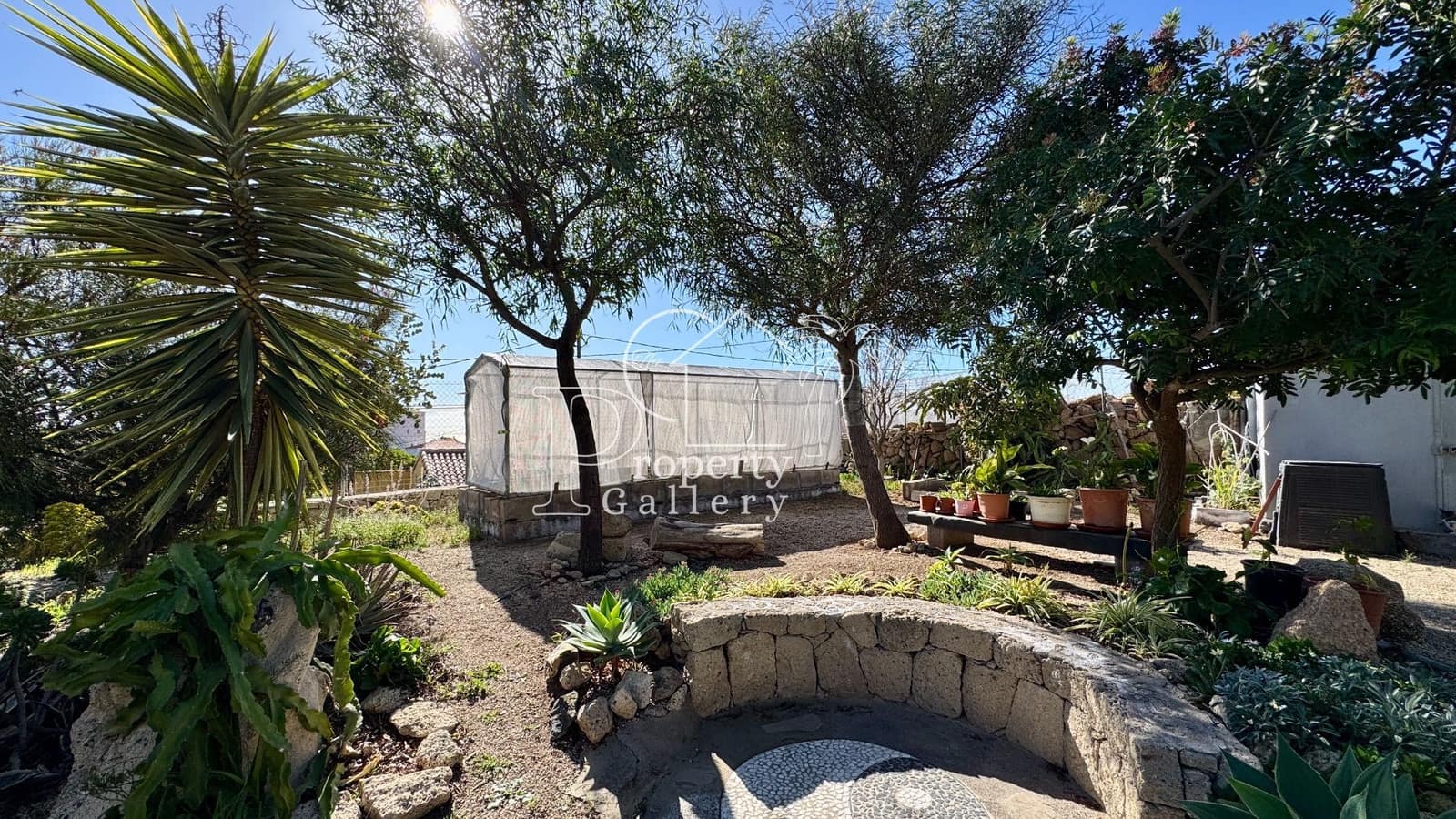 6 bedroom Villa for sale in Granadilla de Abona with pool garage - € 795,000 (Ref: 9533139)