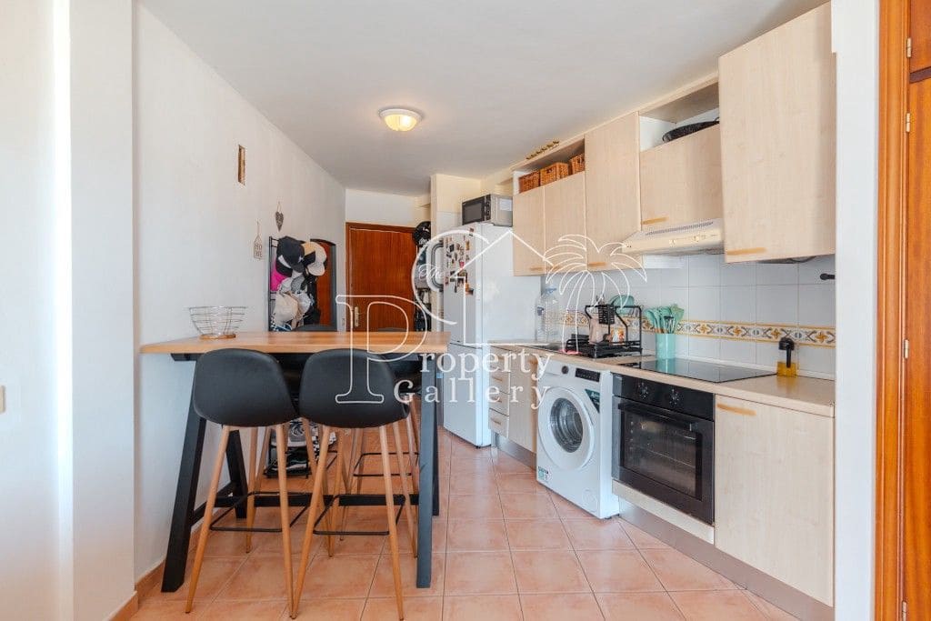 1 soverom Leilighet til salgs i Adeje - € 205 000 (Ref: 9535492)