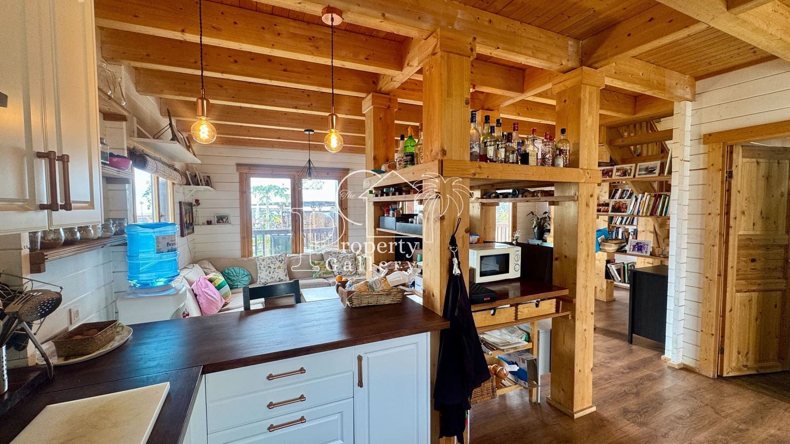 Chalet de 6 habitaciones en San Isidro de Abona en venta con piscina garaje - 965.000 € (Ref: 9600886)