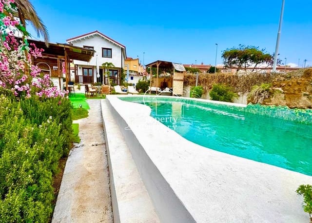 6 bedroom Villa for sale in San Isidro de Abona, Granadilla de Abona with pool garage - € 965,000 (Ref: 9600886)
