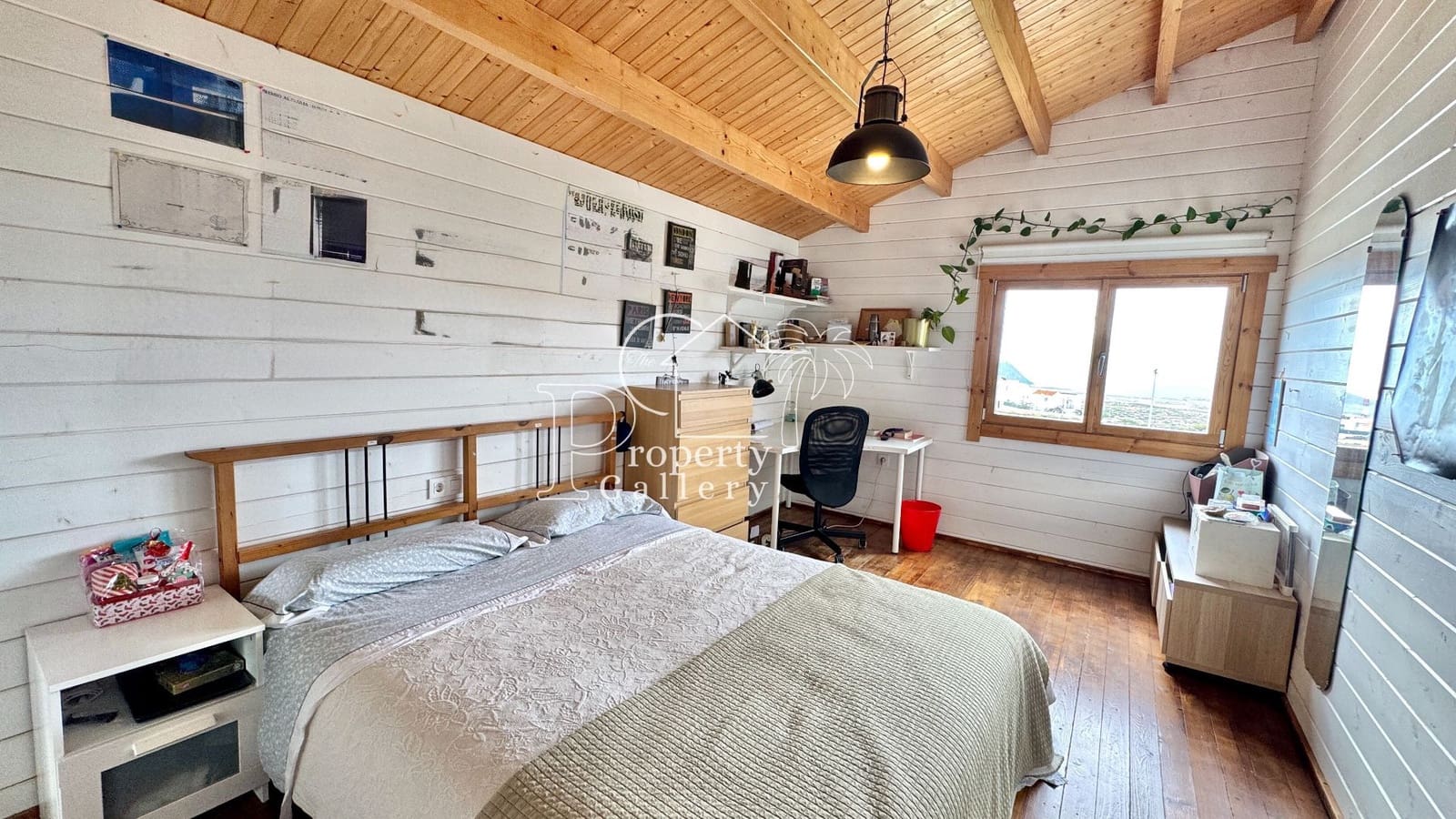 6 bedroom Villa for sale in San Isidro de Abona with pool garage - € 965,000 (Ref: 9600886)