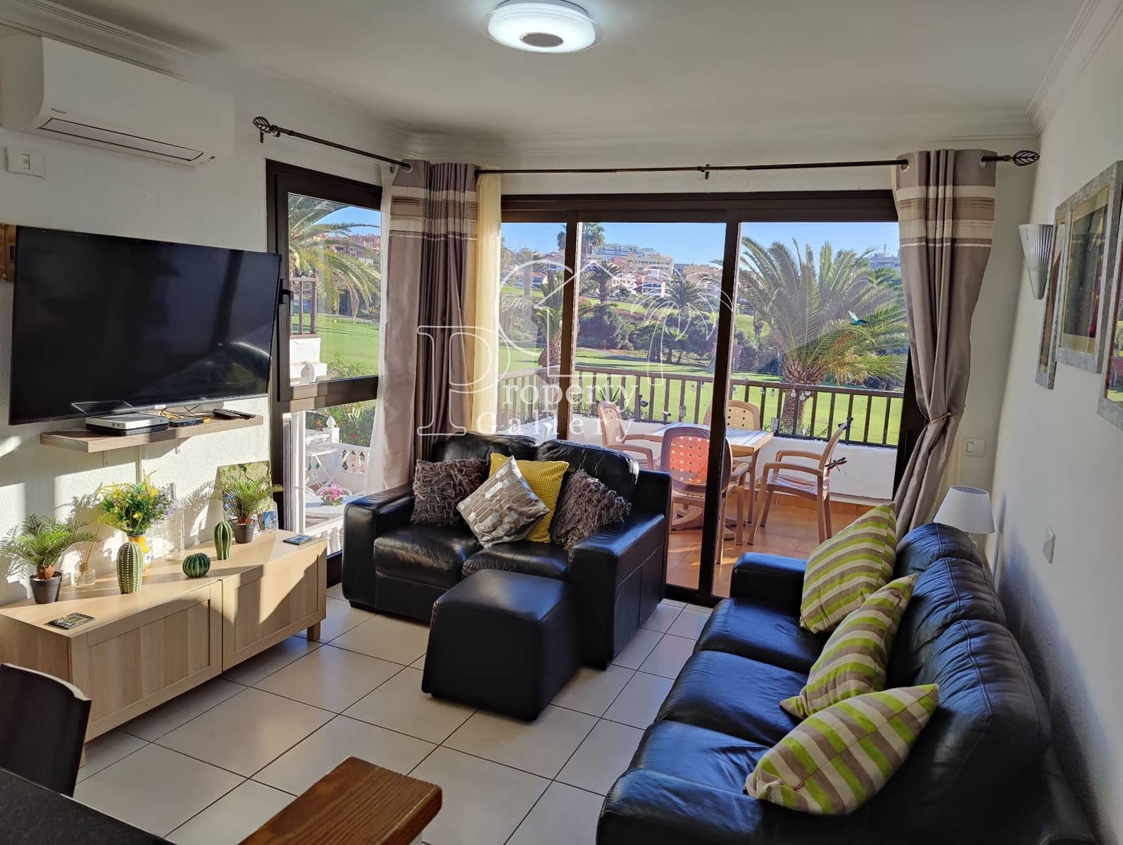 2 bedroom Townhouse for sale in Amarilla Golf with pool - € 320,000 (Ref: 9618879)