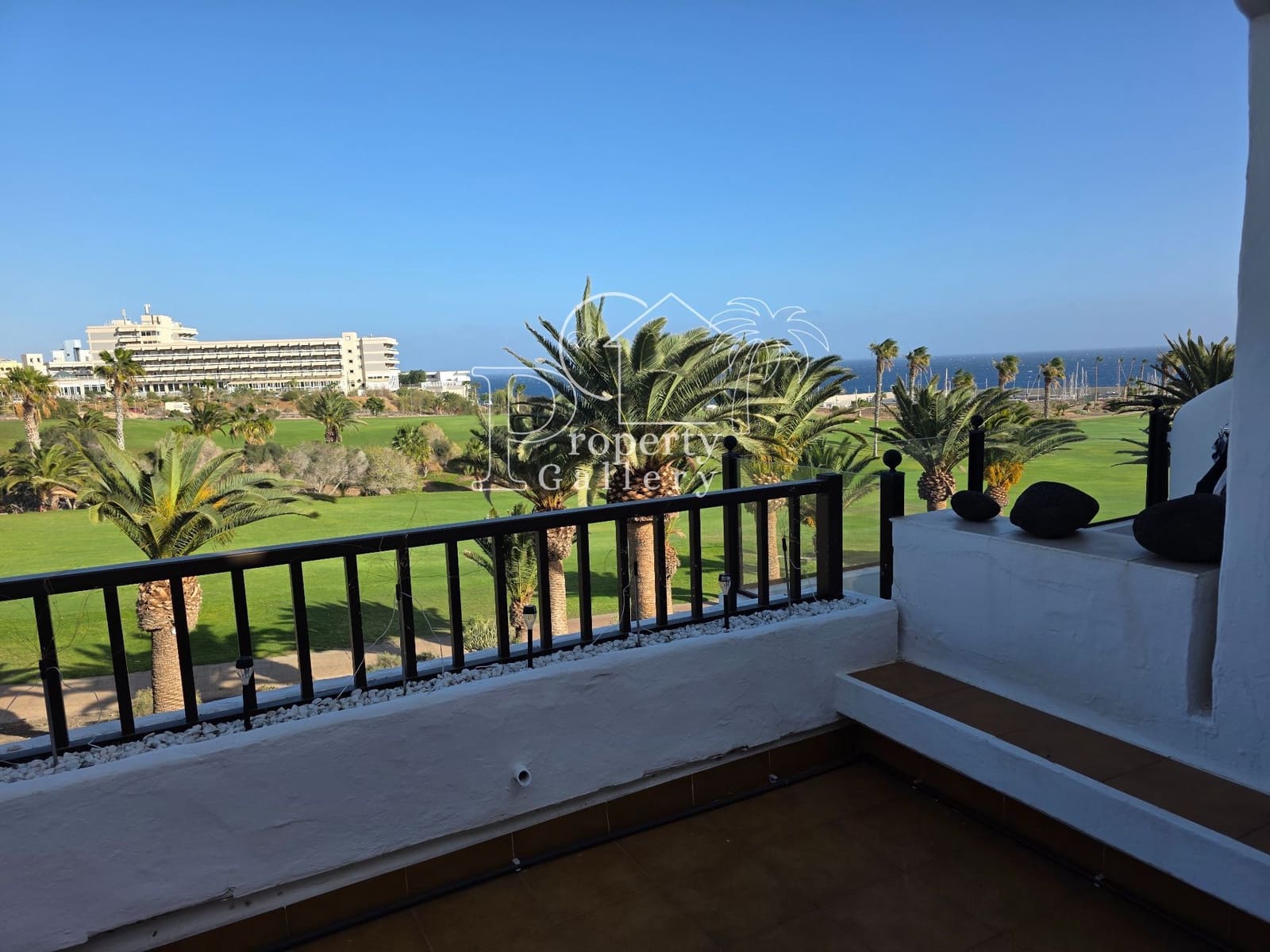 2 bedroom Townhouse for sale in Amarilla Golf with pool - € 320,000 (Ref: 9618879)