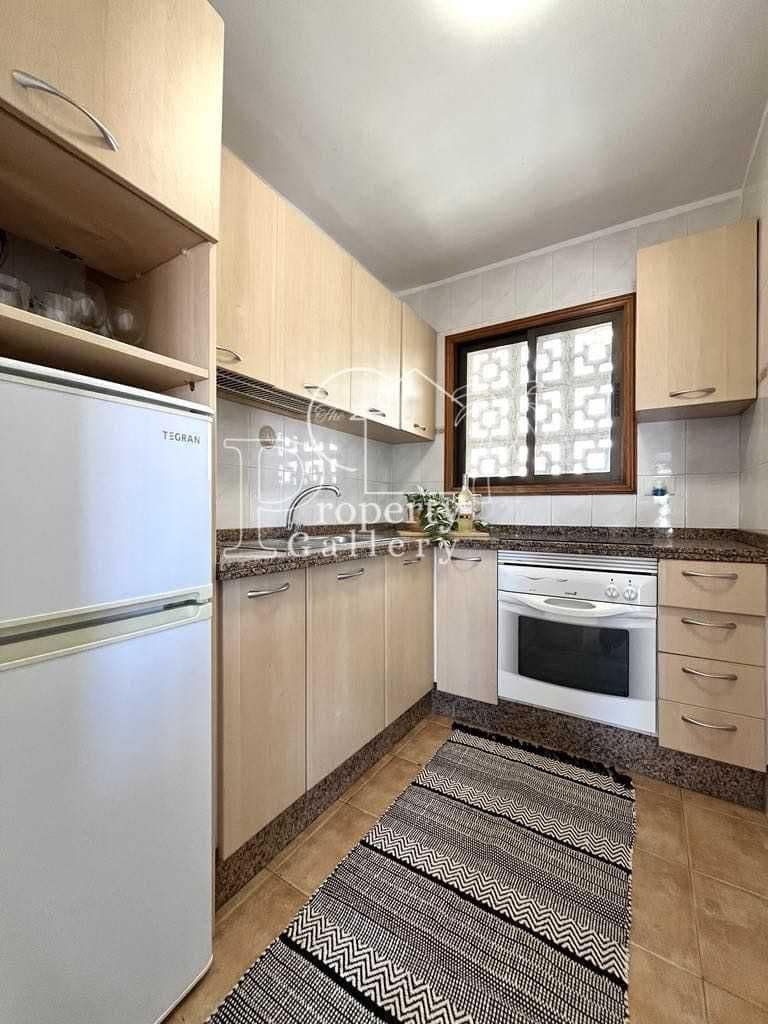 2 bedroom Apartment for sale in Costa Adeje with pool - € 409,000 (Ref: 9651106)