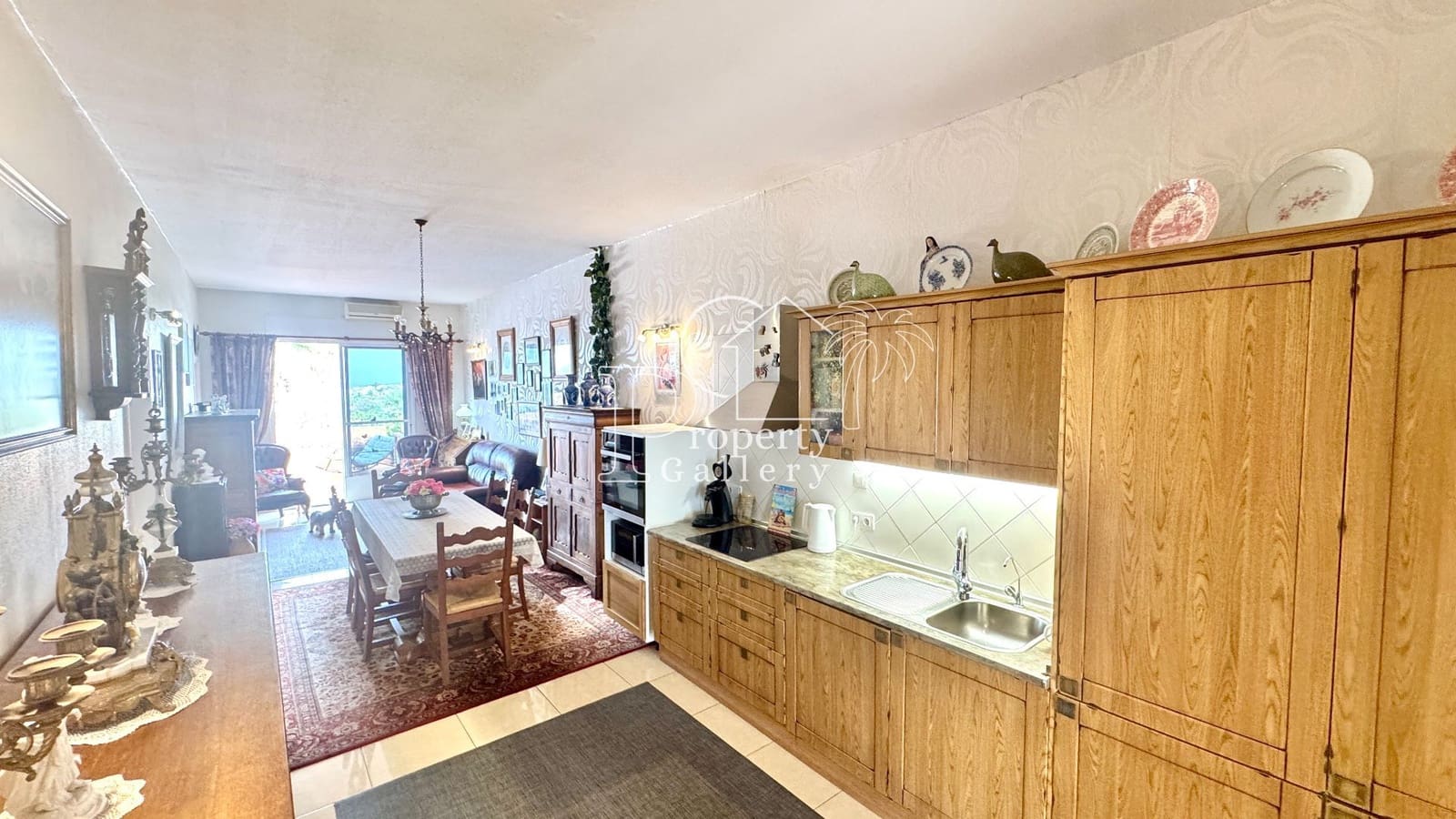 2 Zimmer Penthouse zu verkaufen in Costa Adeje mit Pool - 440.000 € (Ref: 9679402)