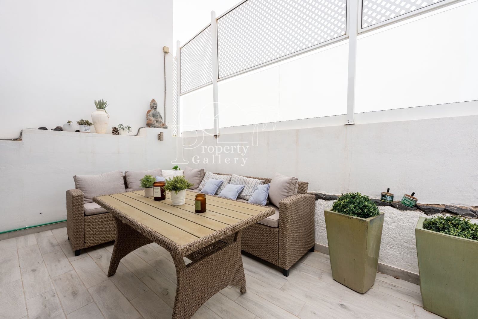 4 makuuhuone Huvila myytävänä paikassa Amarilla Golf mukana uima-altaan 
autotalli - 1 100 000 € (Ref: 9747555)