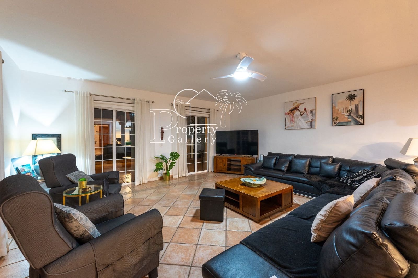 8 bedroom Villa for sale in Golf del Sur with pool garage - € 1,800,000 (Ref: 9747556)