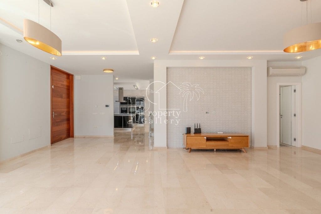 5 slaapkamer Villa te koop in Torviscas met zwembad garage - € 2.100.000 (Ref: 9807563)