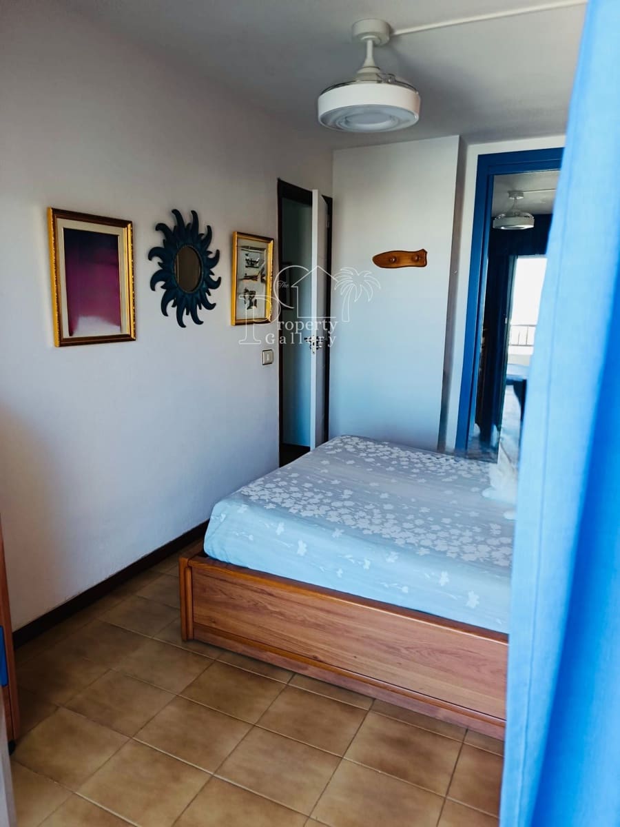 Apartamento de 2 habitaciones en Playa de las Americas en venta con garaje - 490.000 € (Ref: 9812956)