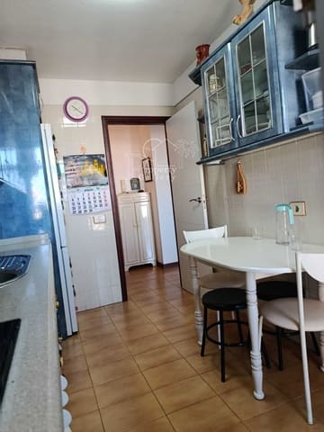 Apartamento de 2 habitaciones en Playa de las Americas, Arona en venta con garaje - 490.000 € (Ref: 9812956)