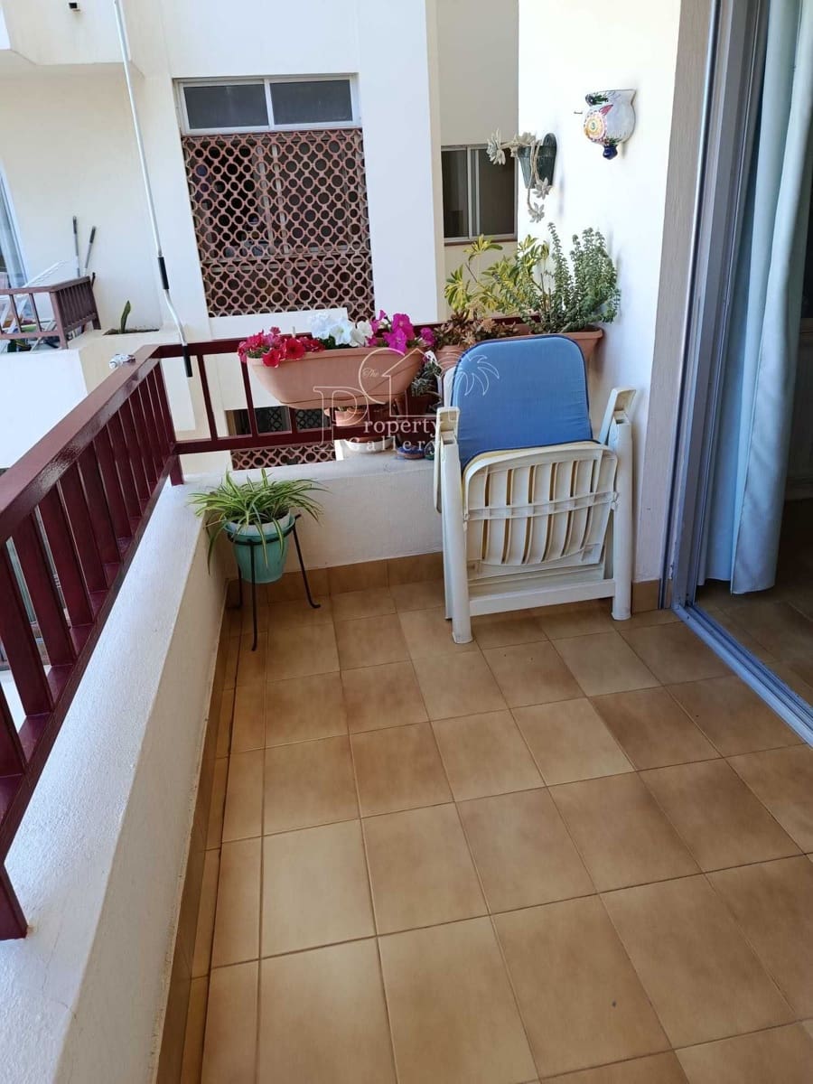 Apartamento de 2 habitaciones en Playa de las Americas en venta con garaje - 490.000 € (Ref: 9812956)