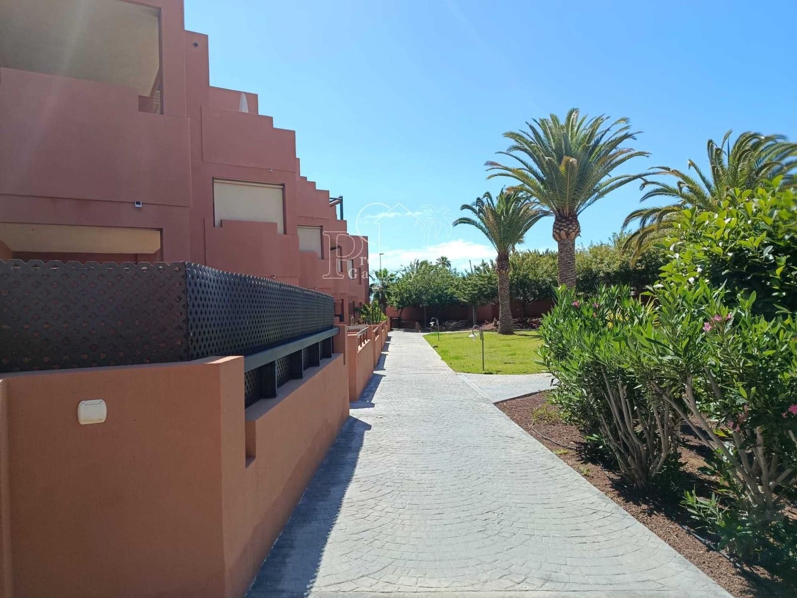 1 bedroom Apartment for sale in La Tejita with pool - € 280,000 (Ref: 9842053)