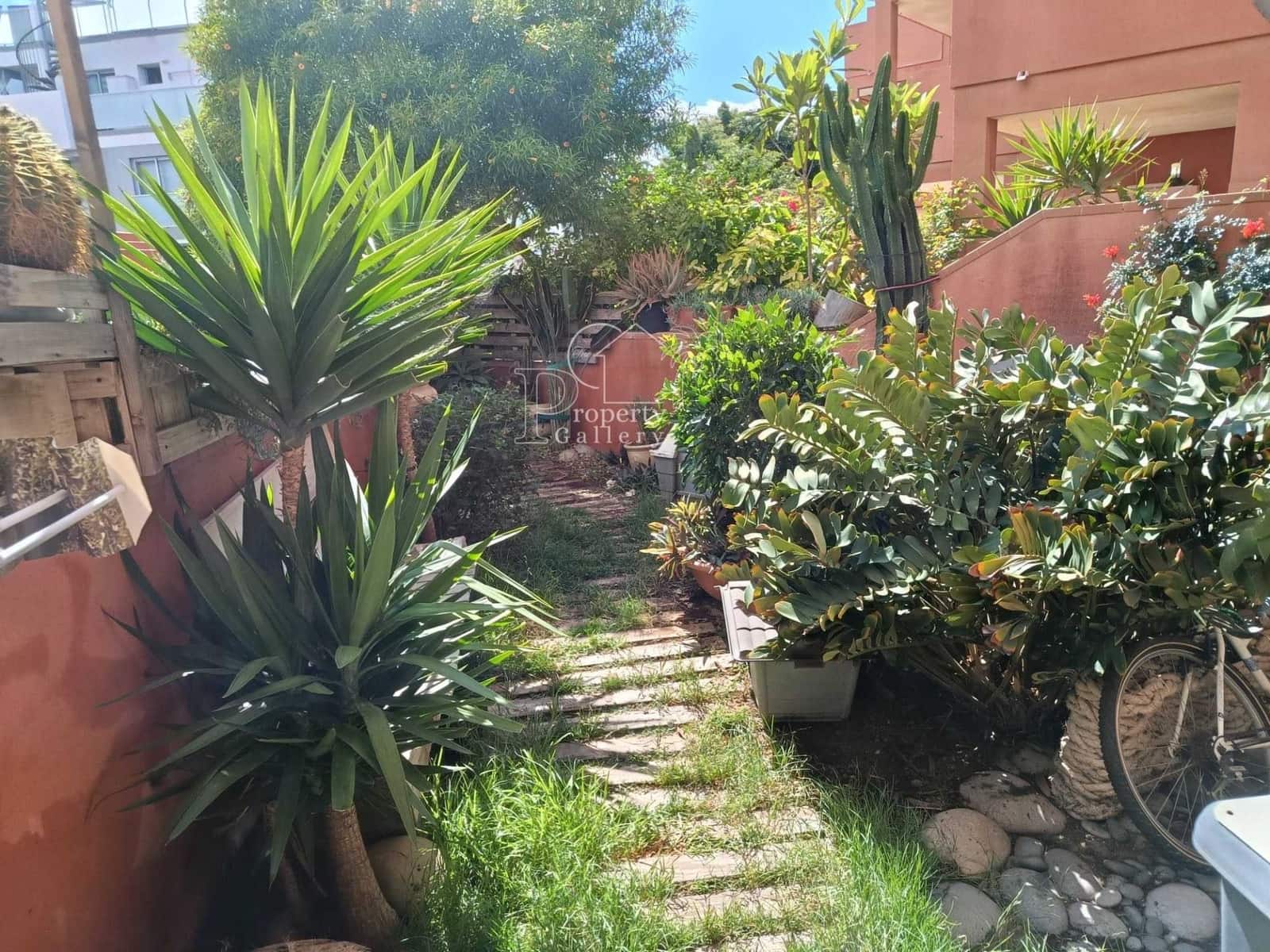 1 bedroom Apartment for sale in La Tejita with pool - € 280,000 (Ref: 9842053)