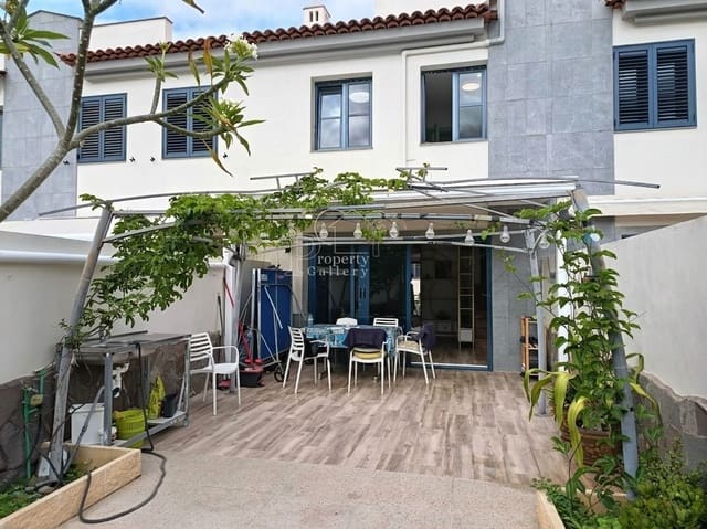 3 chambre Maison de Ville à vendre à Costa Adeje, Adeje avec garage - 559 000 € (Ref: 9854810)