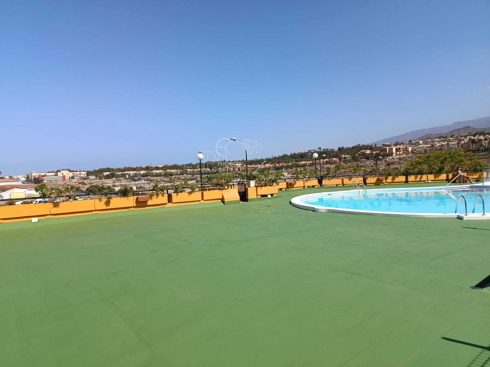 1 soverom Leilighet til salgs i Los Cristianos med svømmebasseng - € 290 000 (Ref: 9854811)