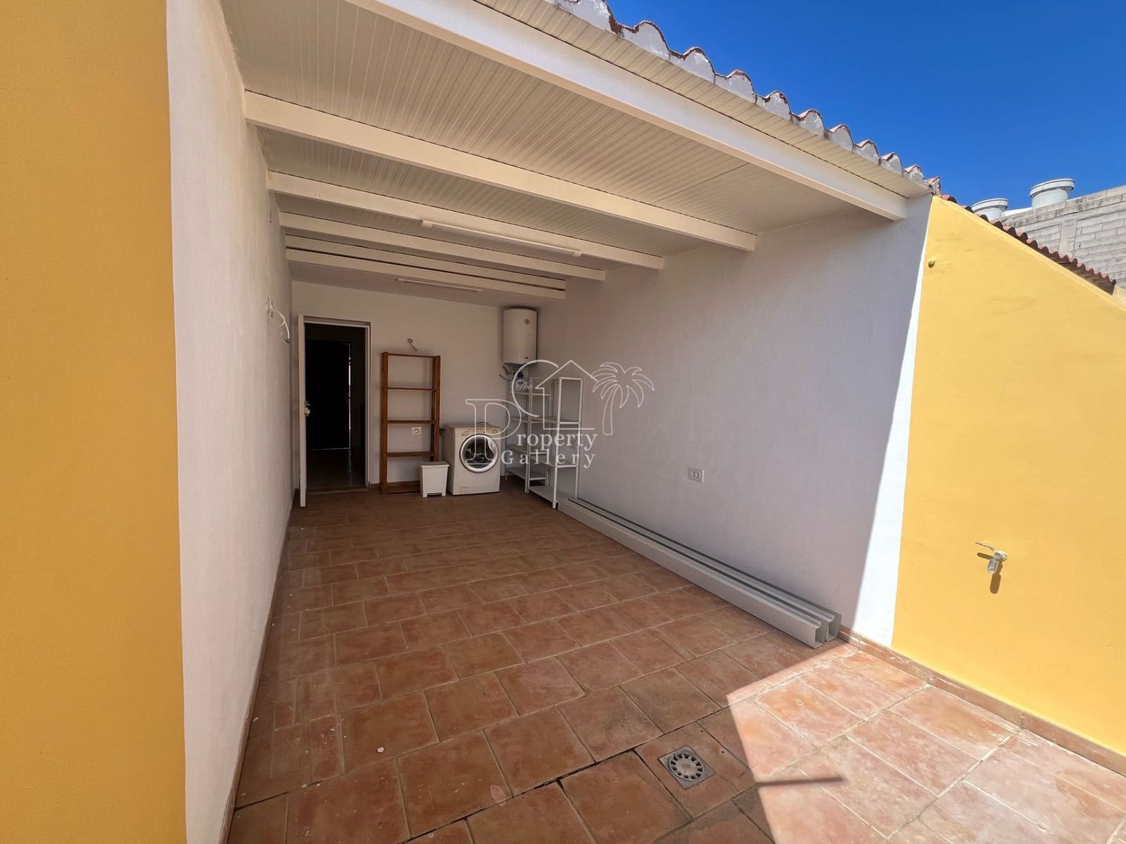 3 soveværelse Lejlighed til salg i Valle de San Lorenzo med garage - € 290.000 (Ref: 9854812)