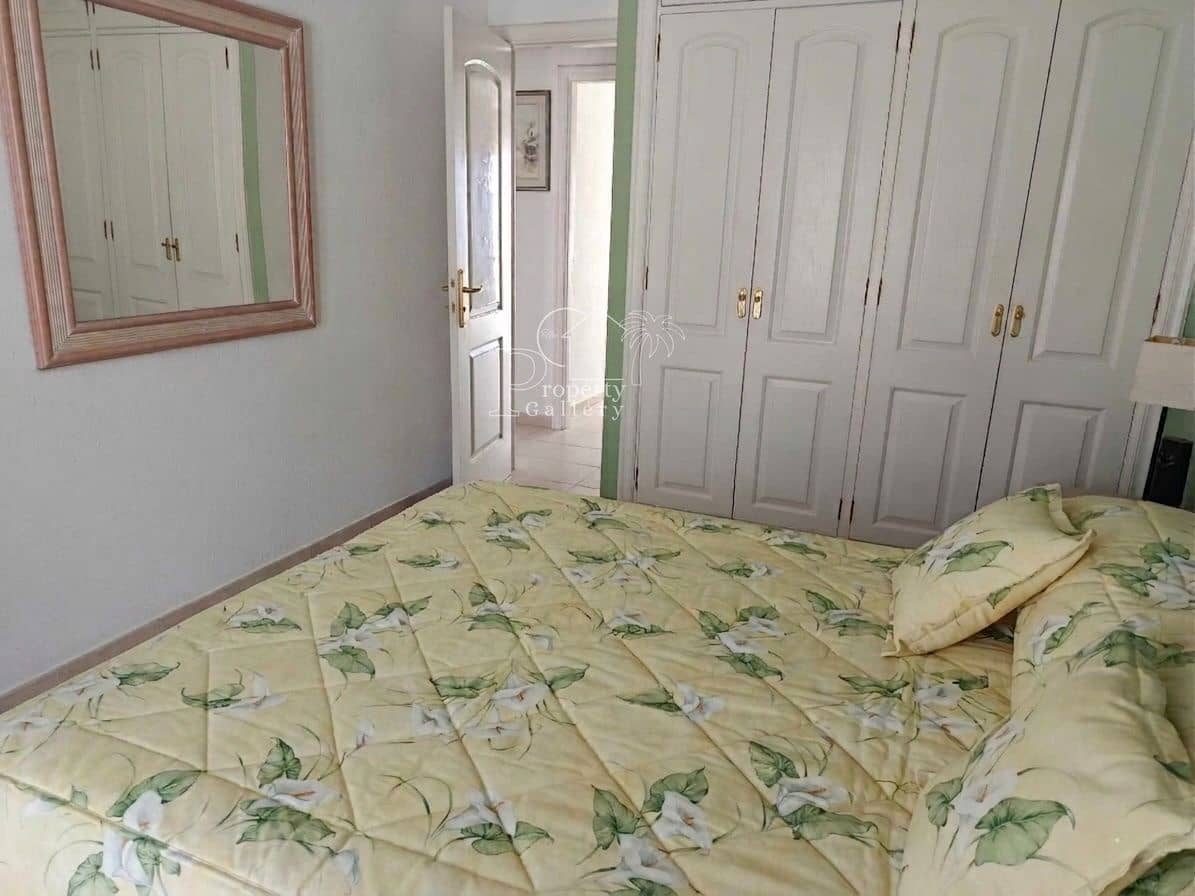 3 sypialnia Dom na sprzedaż w Chayofa z basenem garażem - 525 000 € (Ref: 9854813)