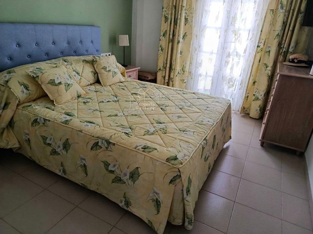 3 sypialnia Dom na sprzedaż w Chayofa z basenem garażem - 525 000 € (Ref: 9854813)