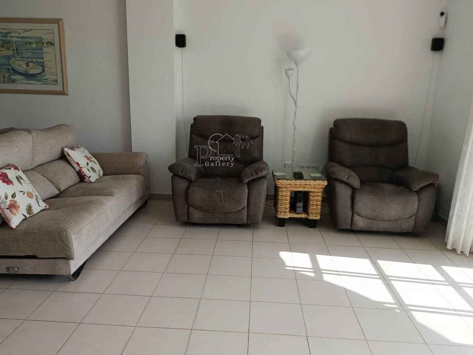 3 sypialnia Dom na sprzedaż w Chayofa z basenem garażem - 525 000 € (Ref: 9854813)