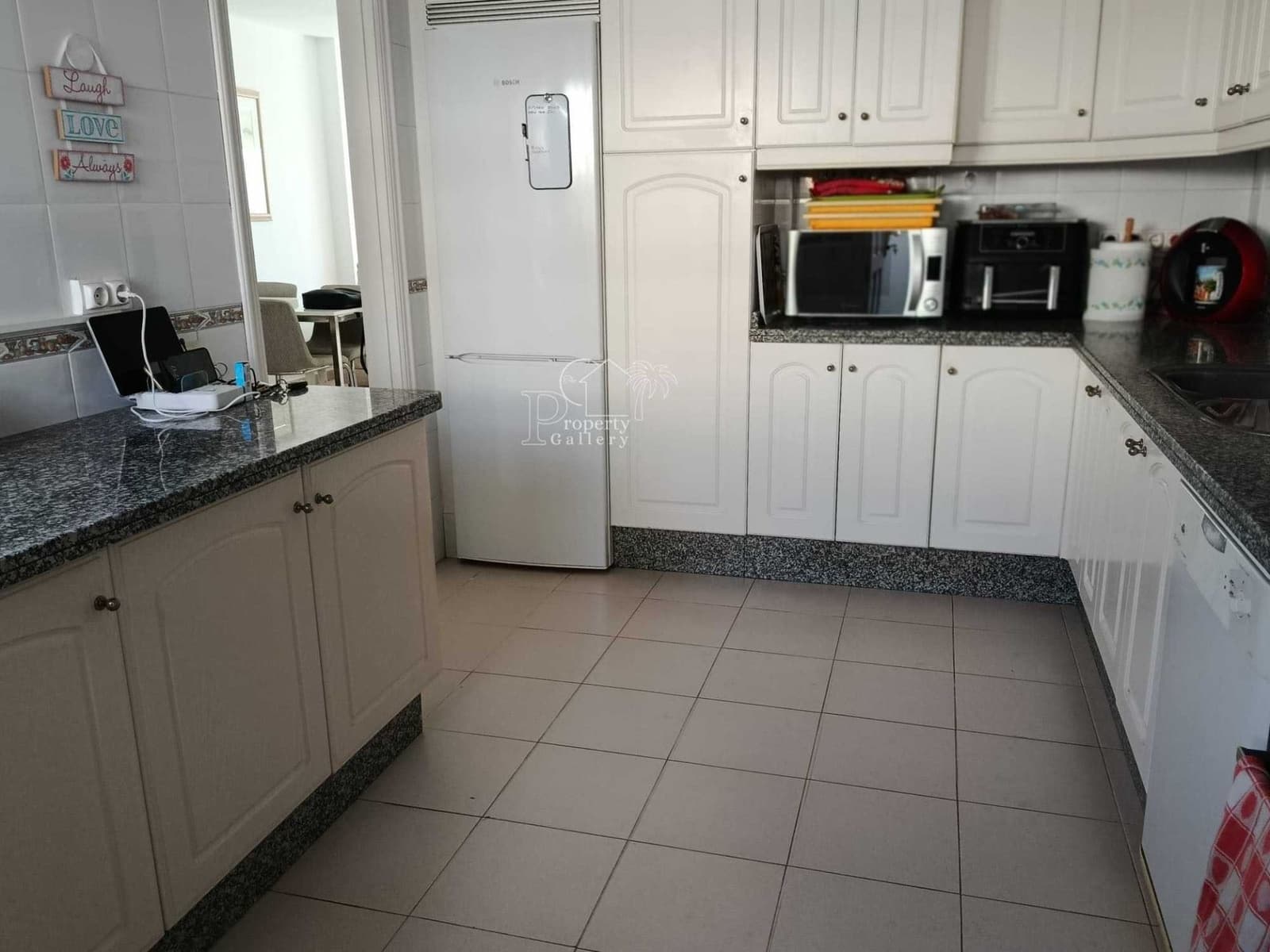 3 sypialnia Dom na sprzedaż w Chayofa z basenem garażem - 525 000 € (Ref: 9854813)